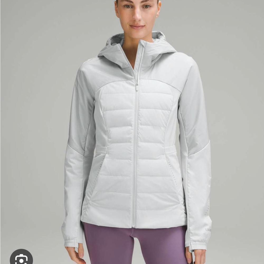 Lululemon down for it all size 8 color vapor